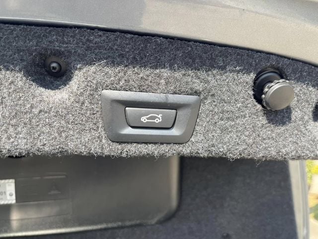 BMW寶馬 520I  第13張相片