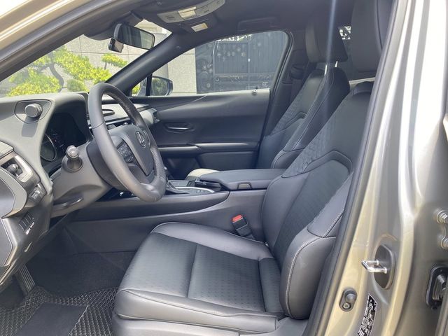 LEXUS凌志 UX250H  第8張相片