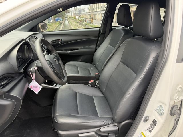 TOYOTA豐田 YARIS  第7張相片
