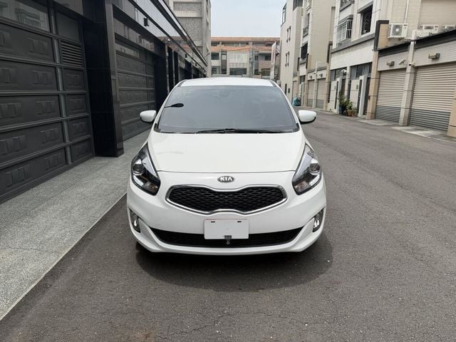 KIA起亞 CARENS  第2張相片