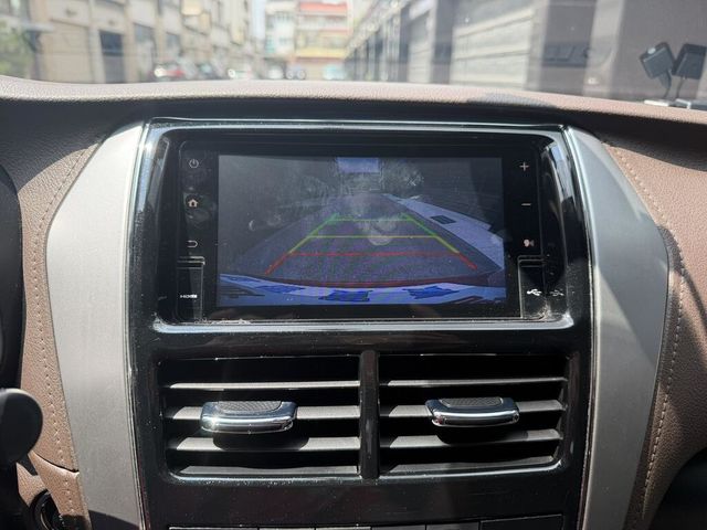 TOYOTA豐田 YARIS CROSSOVER  第11張相片