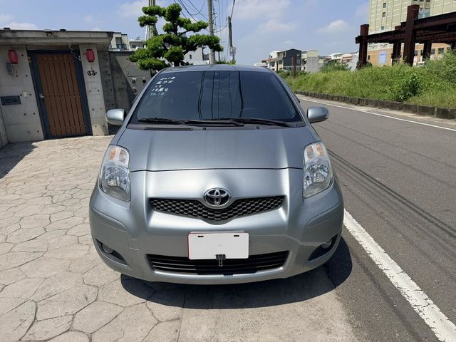 TOYOTA豐田 YARIS  第2張相片