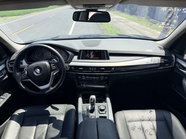 BMW寶馬 X5  第13張相片