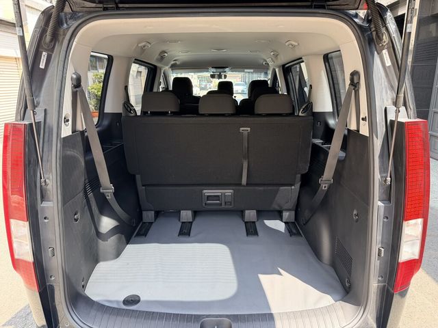HYUNDAI現代 STARIA  第15張相片