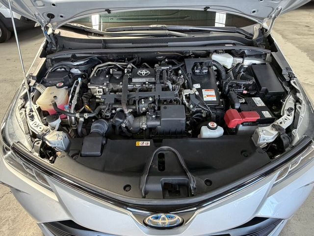 TOYOTA豐田 COROLLA ALTIS HYBRID  第6張相片