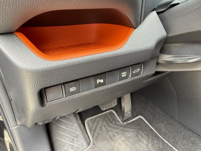 TOYOTA豐田 RAV4  第14張相片