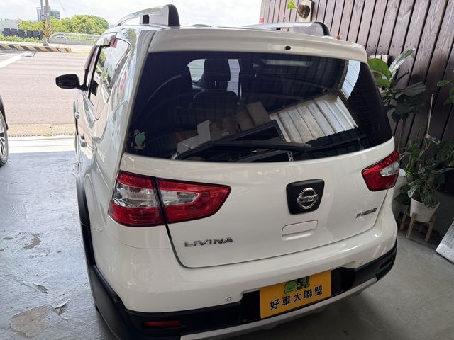 NISSAN日產 LIVINA  第2張相片