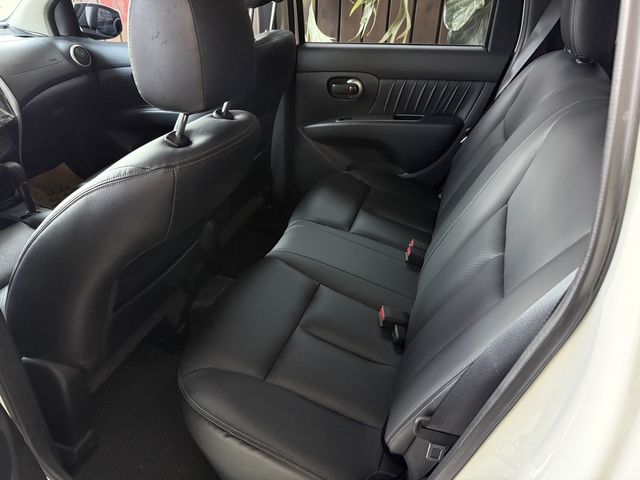 NISSAN日產 LIVINA  第4張相片