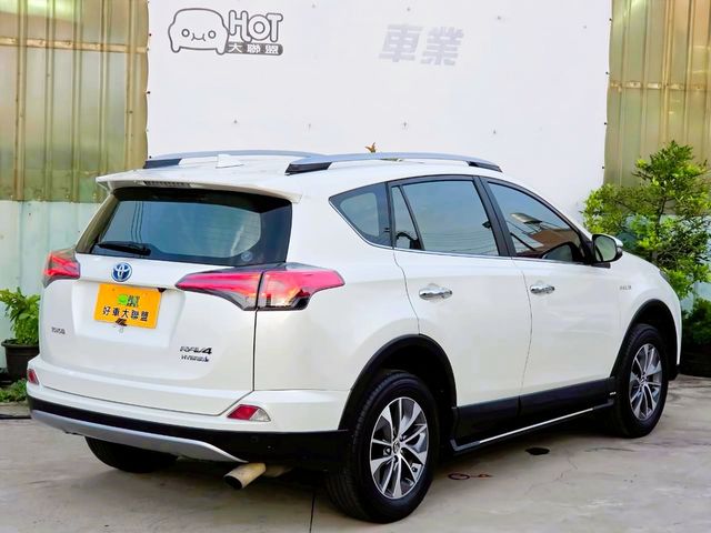 TOYOTA豐田 RAV4  第2張相片