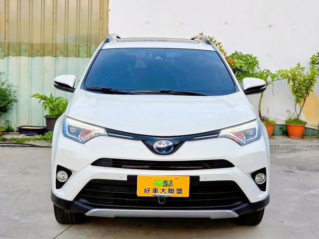 TOYOTA豐田 RAV4  第3張相片