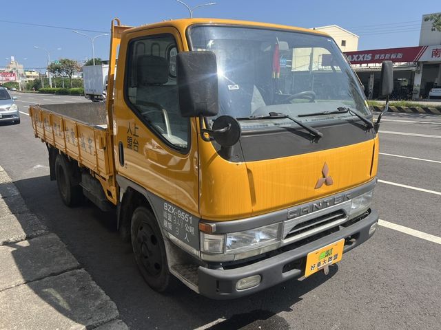 MITSUBISHI三菱 CANTER  第8張相片