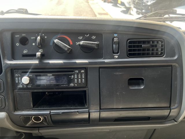 MITSUBISHI三菱 CANTER  第11張相片