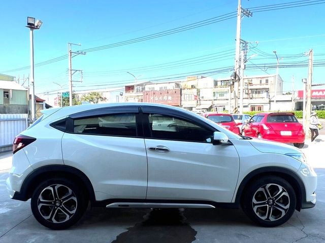 HONDA本田 HR-V  第9張相片