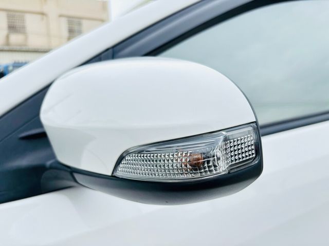 TOYOTA豐田 YARIS  第17張相片