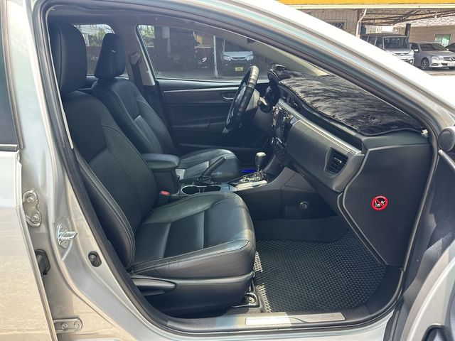 TOYOTA豐田 ALTIS  第8張相片