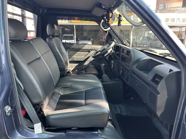MITSUBISHI三菱 DELICA  第7張相片