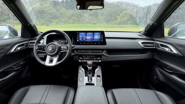 MITSUBISHI三菱 XFORCE  第3張相片