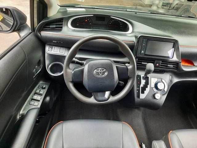 TOYOTA豐田 SIENTA  第9張相片