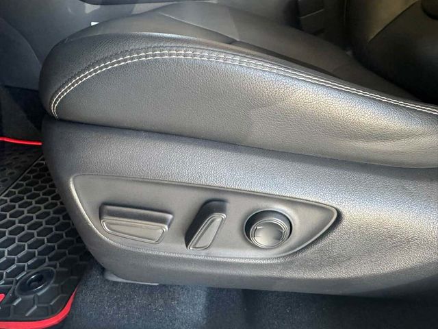 TOYOTA豐田 RAV4  第8張相片