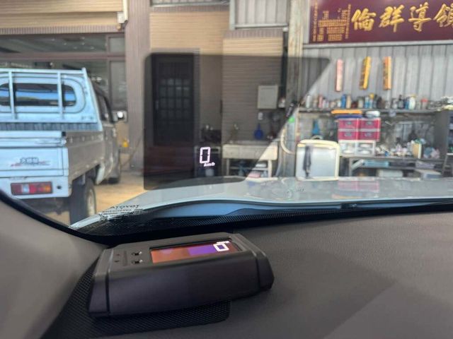 TOYOTA豐田 RAV4  第11張相片