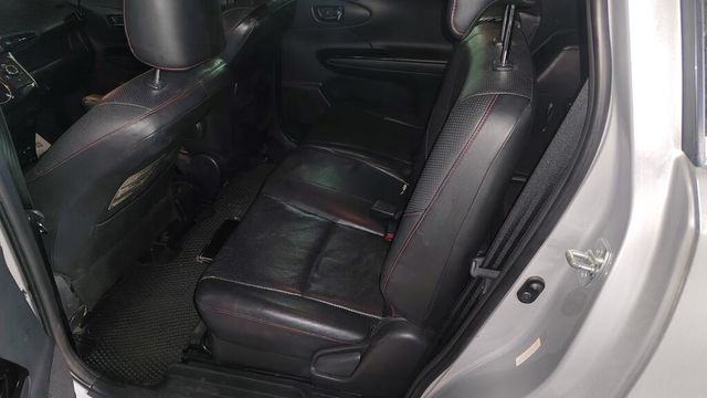 TOYOTA豐田 WISH  第6張相片