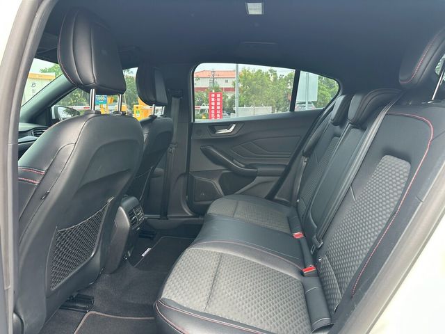 FORD福特 FOCUS  第8張相片