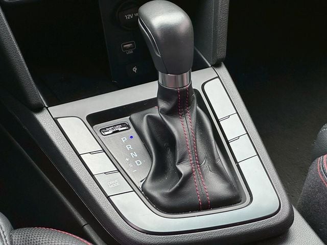 HYUNDAI現代 ELANTRA  第13張相片
