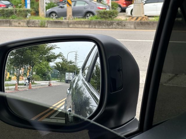 SUBARU速霸陸 XV  第17張相片