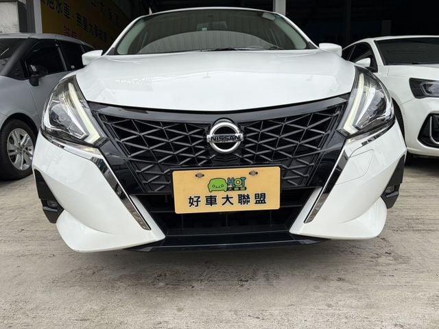 NISSAN日產 TIIDA  第2張相片