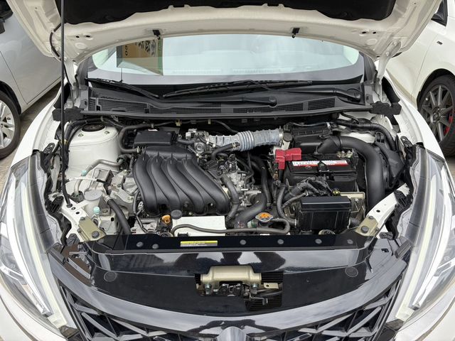 NISSAN日產 TIIDA  第12張相片
