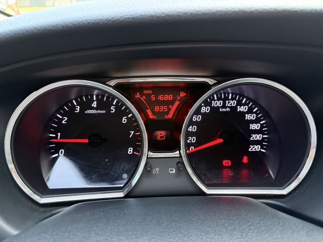 NISSAN日產 LIVINA  第12張相片