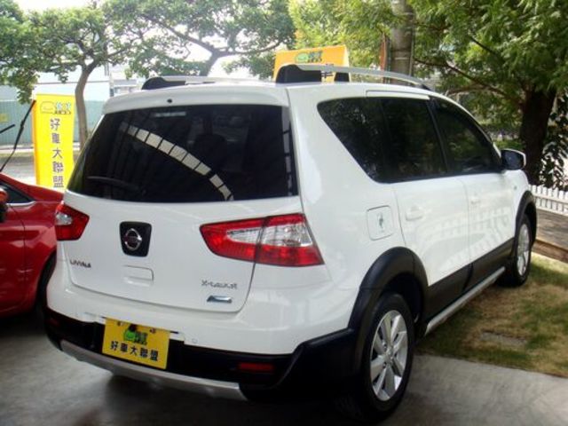 NISSAN日產 LIVINA  第2張相片