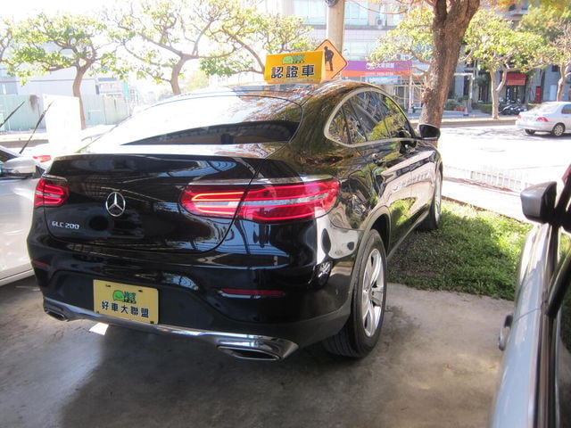 M-BENZ賓士 GLC200  第2張相片