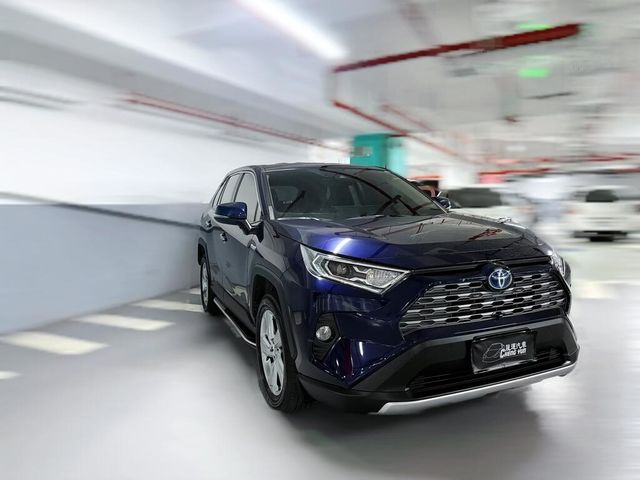 TOYOTA豐田 RAV4  第5張相片