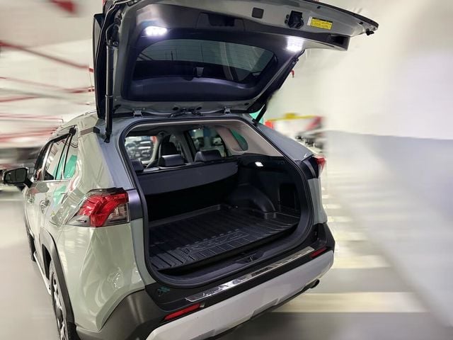 TOYOTA豐田 RAV4  第16張相片
