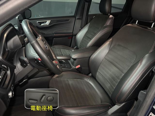 FORD福特 KUGA  第13張相片