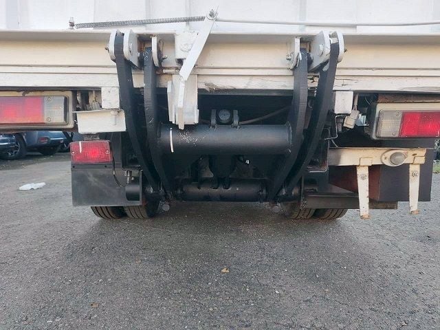 MITSUBISHI三菱 CANTER  第16張相片