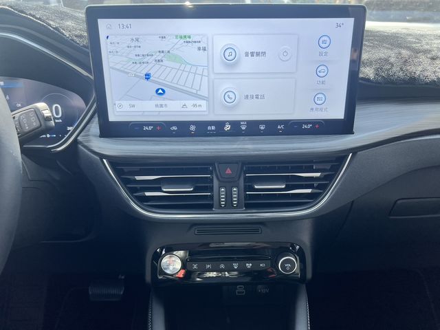 FORD福特 KUGA  第10張相片