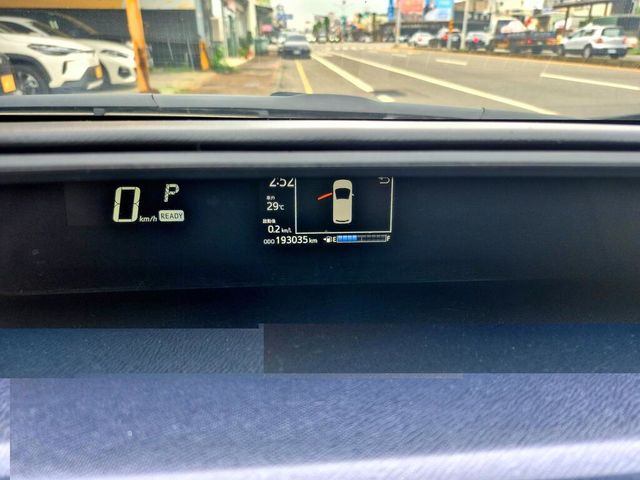 TOYOTA豐田 PRIUS C  第4張相片