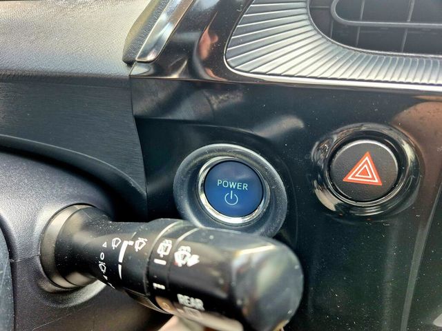 TOYOTA豐田 PRIUS C  第10張相片
