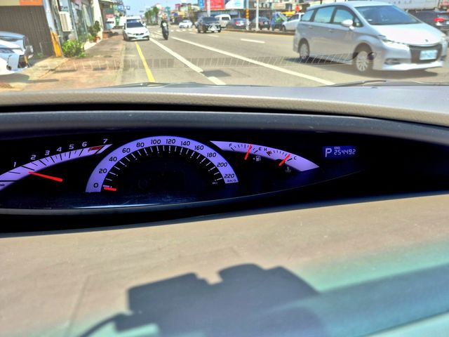 TOYOTA豐田 PREVIA  第4張相片