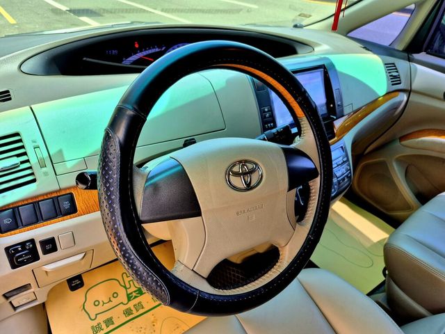 TOYOTA豐田 PREVIA  第5張相片