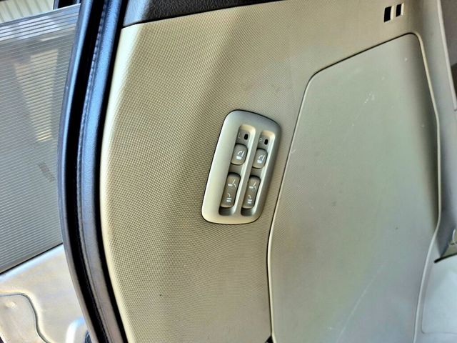 TOYOTA豐田 PREVIA  第15張相片