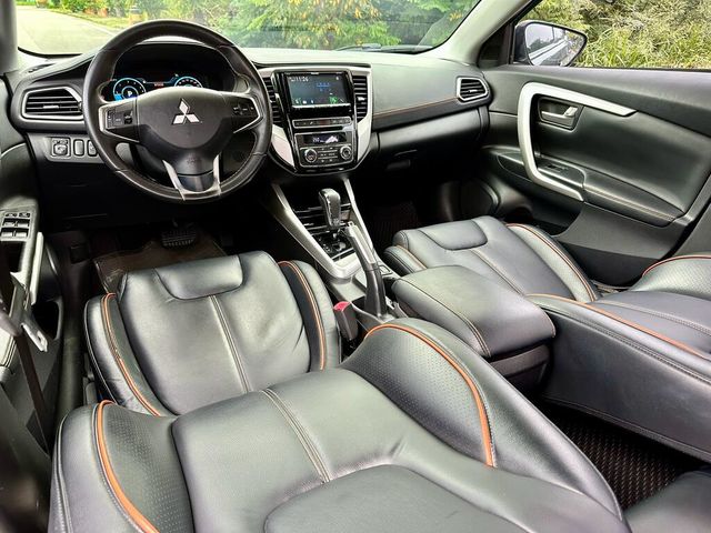 MITSUBISHI三菱 GRAND LANCER  第10張相片