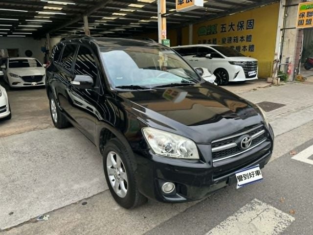 TOYOTA豐田 RAV4  第2張相片