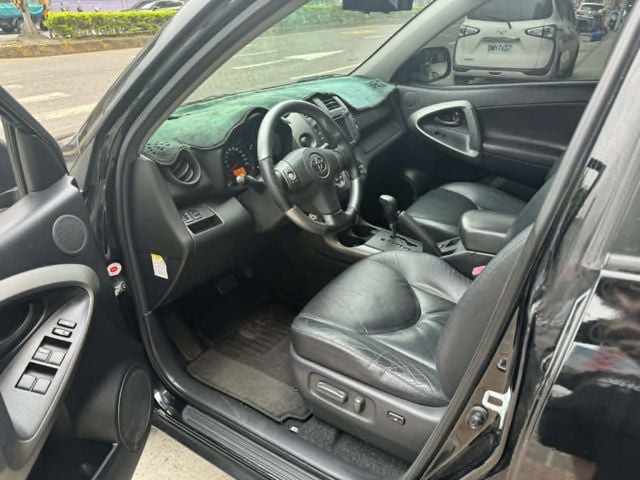 TOYOTA豐田 RAV4  第8張相片