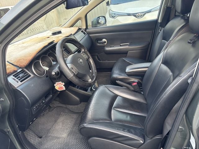 NISSAN日產 TIIDA  第5張相片