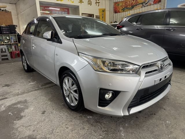 TOYOTA豐田 YARIS  第2張相片