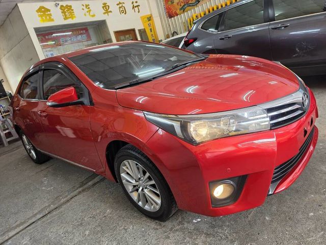 TOYOTA豐田 ALTIS  第2張相片