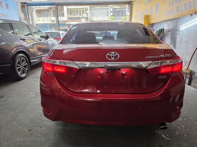 TOYOTA豐田 ALTIS  第5張相片